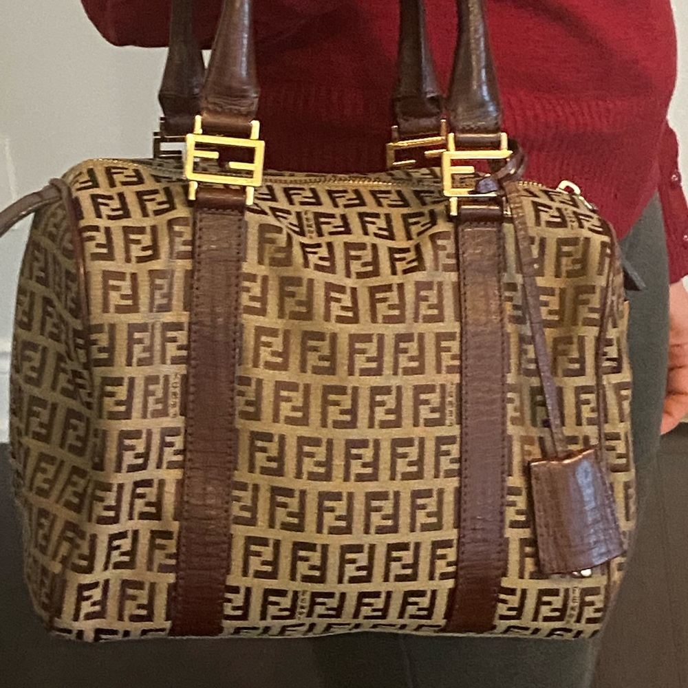 Authentic Fendi bag - Picture 8 of 15